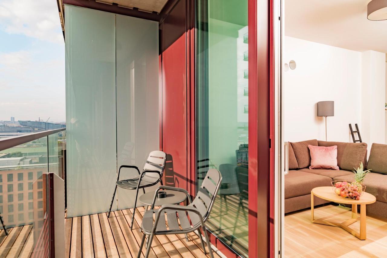 Triiiple Tower Dream Apartments With Rooftop-Summer-Pool เวียนนา ภายนอก รูปภาพ